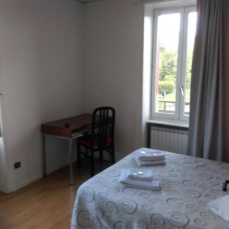 Le Clos Fleuri Bourg-de-Thizy Exterior foto